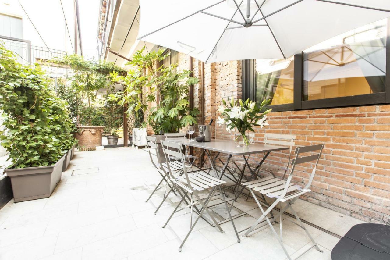 Elegant Fornasa Vecia, Canal View With A Beautiful Garden R&R Apartment Venice Exterior photo